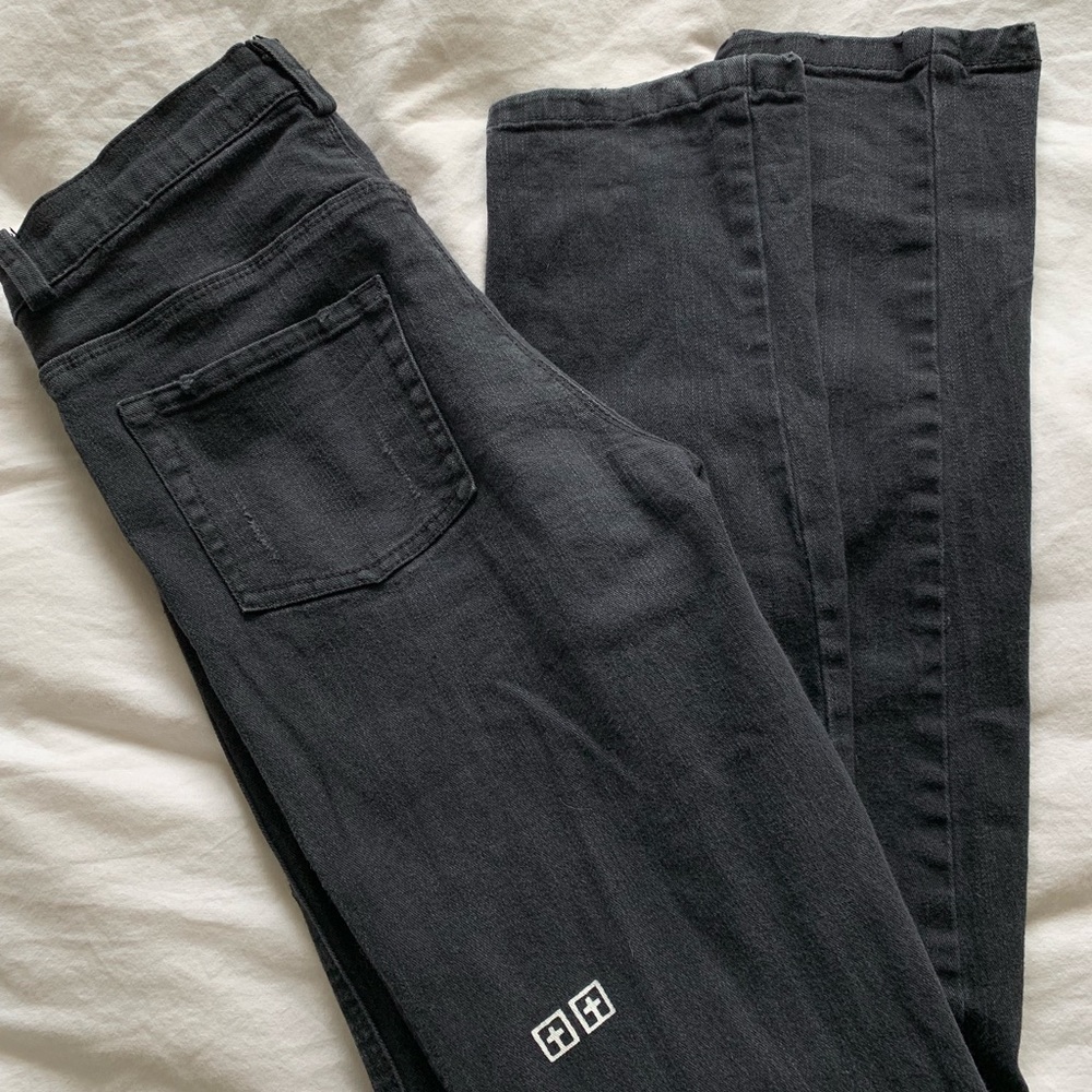 Black Jeans